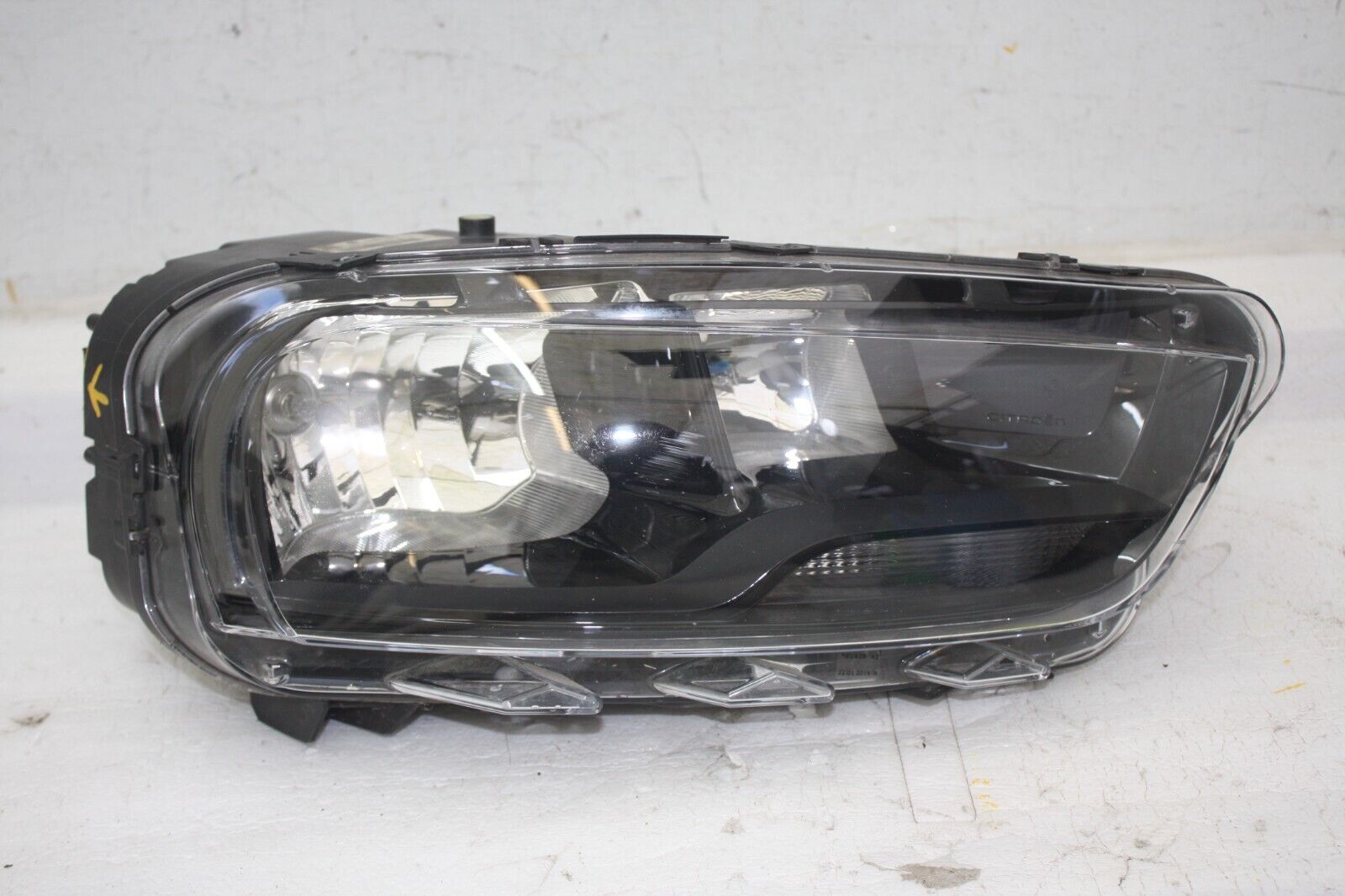 Citroen C4 Cactus Right Side Headlight 9821349480 Genuine *DAMAGED*