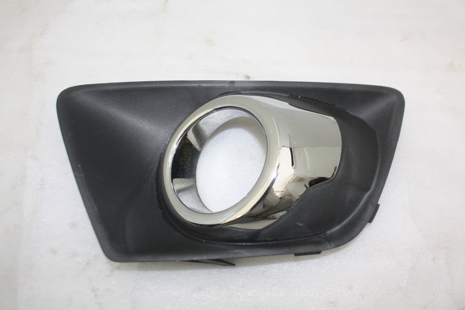 Ford Ecosport Front Bumper Right Grill 2014 TO 2018 CN15-15A298-CAW Genuine