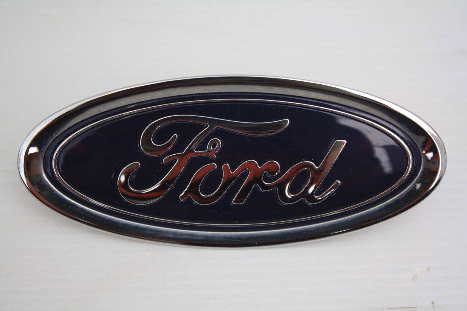 Ford-Fiesta-Front-Bumper-Badge-C1BB-8B262-AA-Genuine-175769024178