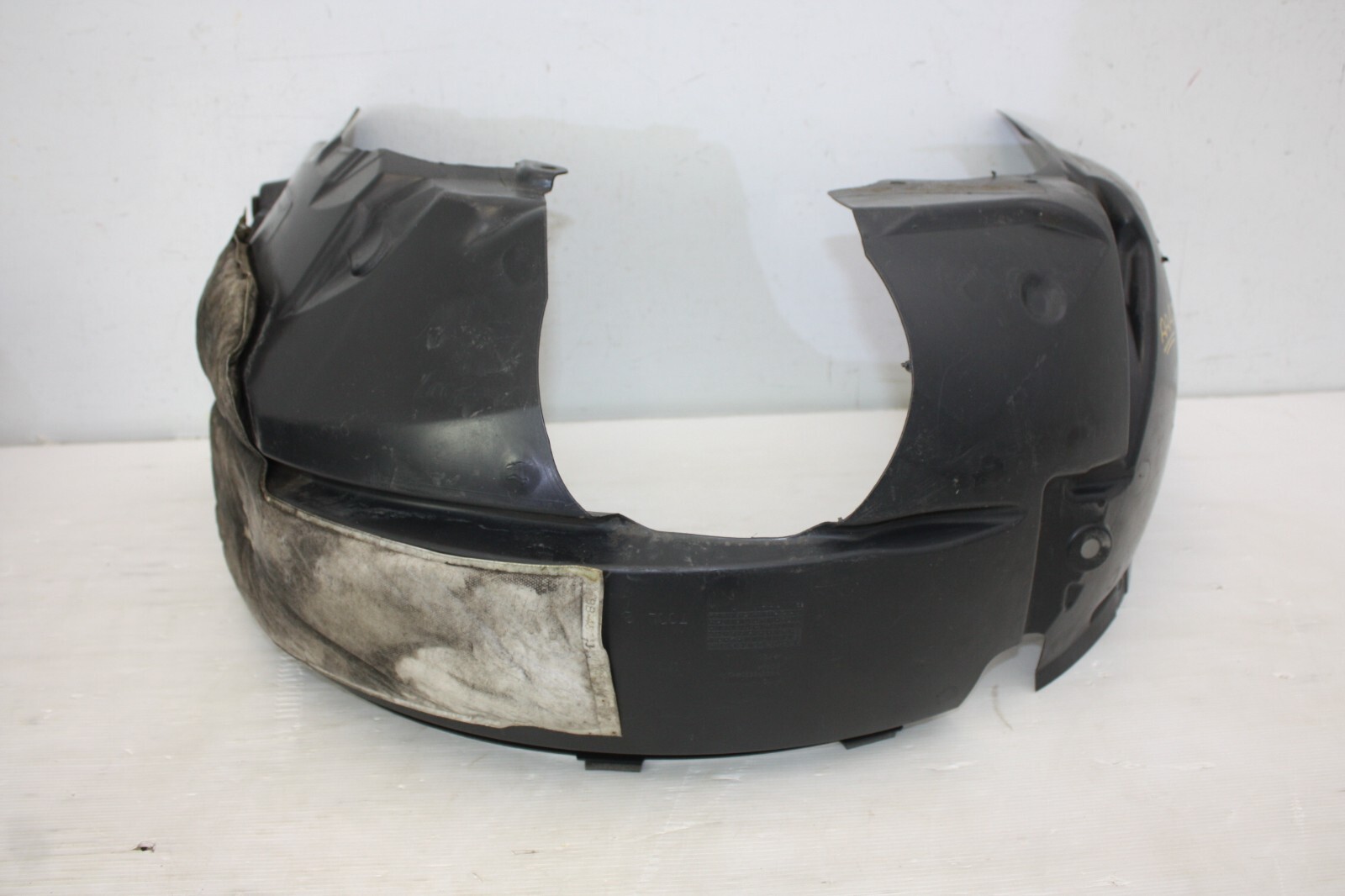 Ford Fiesta Front Right Side Wheel Liner Splash Guard 2008 TO 2013 8A61-16114-B