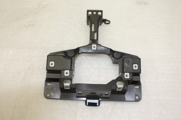 Ford-Focus-Dashboard-Support-Bracket-2018-TO-2022-JX7B-A044B48-E-Genuine-177549857138