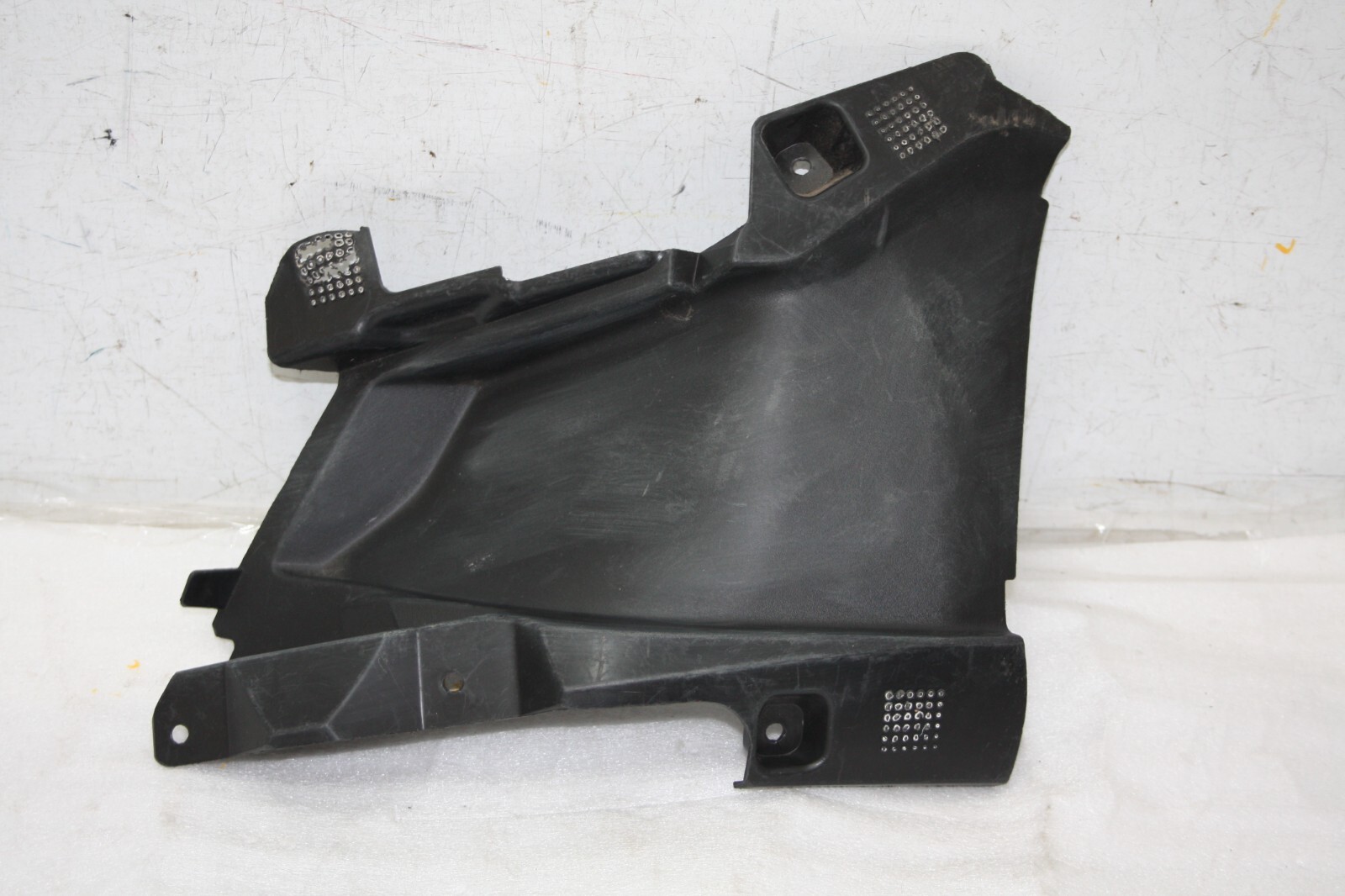 Ford Focus ST Front Bumper Left Support Bracket 2022 ON NX7B-17E889-A Genuine