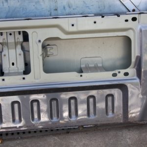 Ford Ranger Wildtrak Rear Tailgate 2025 Onwards *DAMAGED* - Image 12