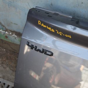 Ford Ranger Wildtrak Rear Tailgate 2025 Onwards *DAMAGED* - Image 6