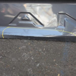 Ford Ranger Wildtrak Rear Tailgate 2025 Onwards *DAMAGED* - Image 8