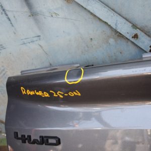 Ford Ranger Wildtrak Rear Tailgate 2025 Onwards *DAMAGED* - Image 10