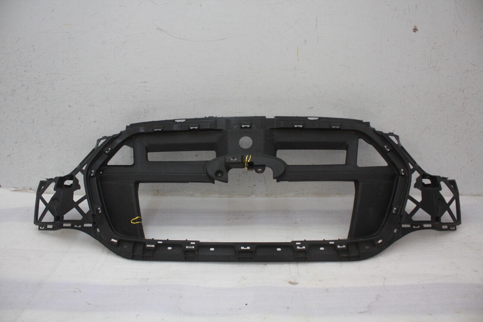 Ford Transit Custom Front Bumper Upper Section KK31-17E778-A Genuine *DAMAGED*