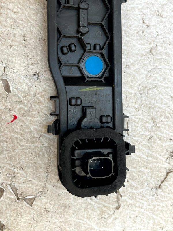 Ford Transit Custom Mk2 Rear Left Tail Light Bulb Holder 00229267 Genuine 8 Ford Transit Custom Mk2 Rear Left Tail Light Bulb Holder 00229267 Genuine 178442722338 9