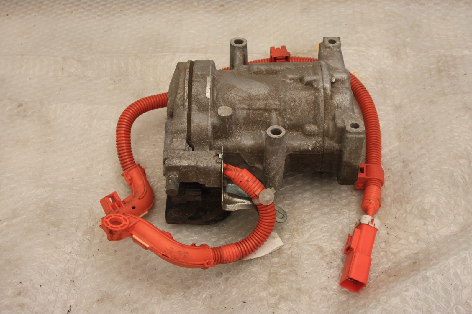 Honda Jazz Air Conditioning Compressor 2020 TO 2024 042400-096 Genuine