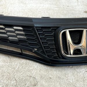 Honda Jazz Mk3 Front Bumper Center Upper Grill 2011 TO 2015 71121-TF0-90 Genuine - Image 4