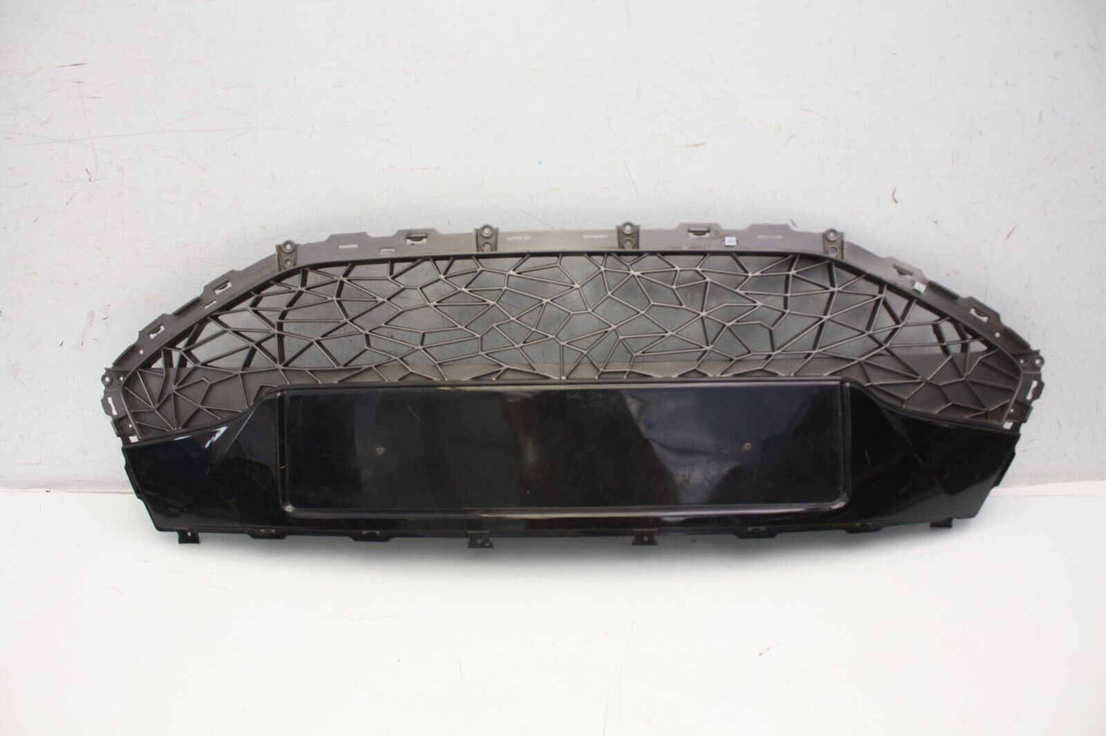 Hyundai ix20 Front Bumper Grill 2011 TO 2015 6561-1K000 Genuine