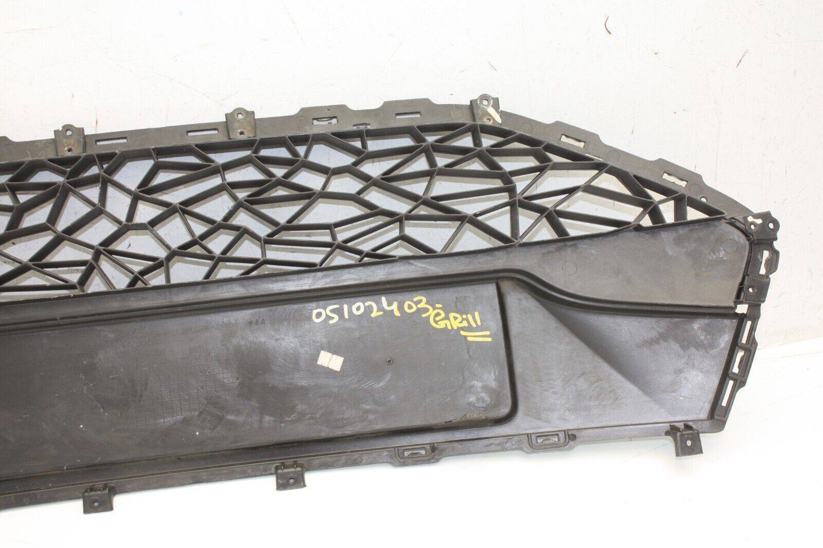 Hyundai-ix20-Front-Bumper-Grill-6561-1K000-Genuine-176614626878-11