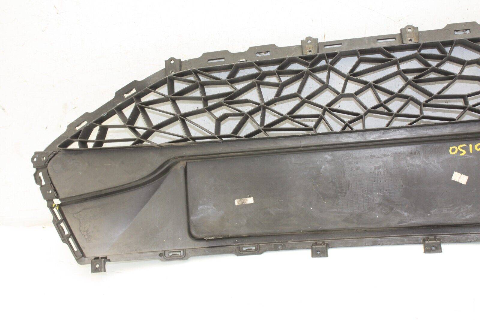 Hyundai-ix20-Front-Bumper-Grill-6561-1K000-Genuine-176614626878-12