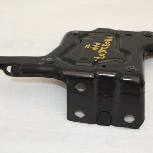 Jaguar E Pace X540 Front Right Bracket 2021 ON L9C3-71560-A Genuine - Image 3