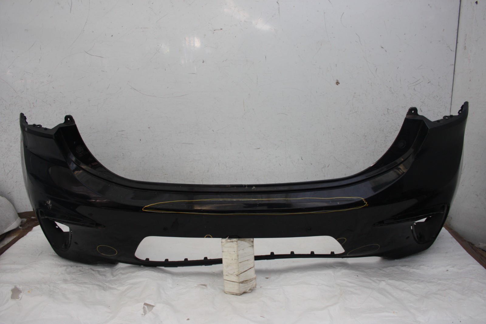 Kia Rio GT Line Rear Bumper 2017 TO 2023 86611-H8600 Genuine *DAMAGED*