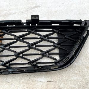 Kia Xceed Front Bumper Center Lower Grille 2022 ON 86560-J7QB0 Genuine - Image 7