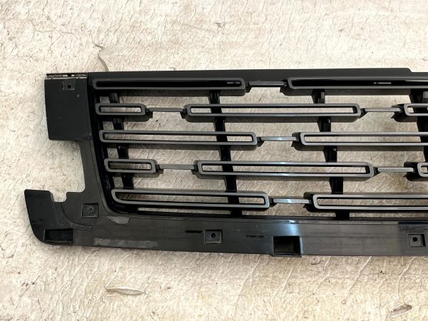 LR Range Rover Vogue L460 Grill Front Radiator 2022 ON M8E2 8200 A Genuine 178504916558 2