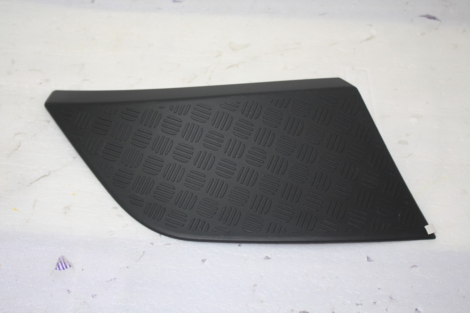 Land Rover Defender 110 Front Left Side Mudguard 2020 ON L8BM-16F064-DA Genuine