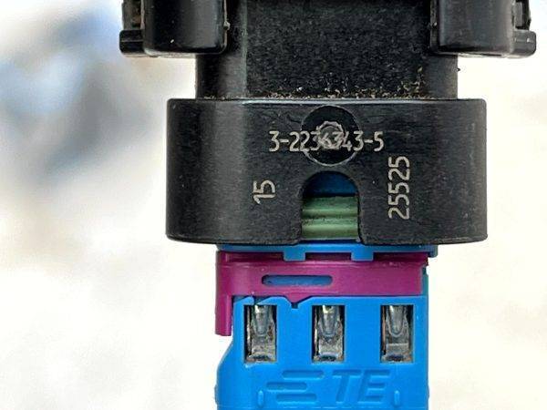 Land Rover Defender Discovery Parking Sensor Plug Connector 3 2236343 5 Genuine 178516314898 7