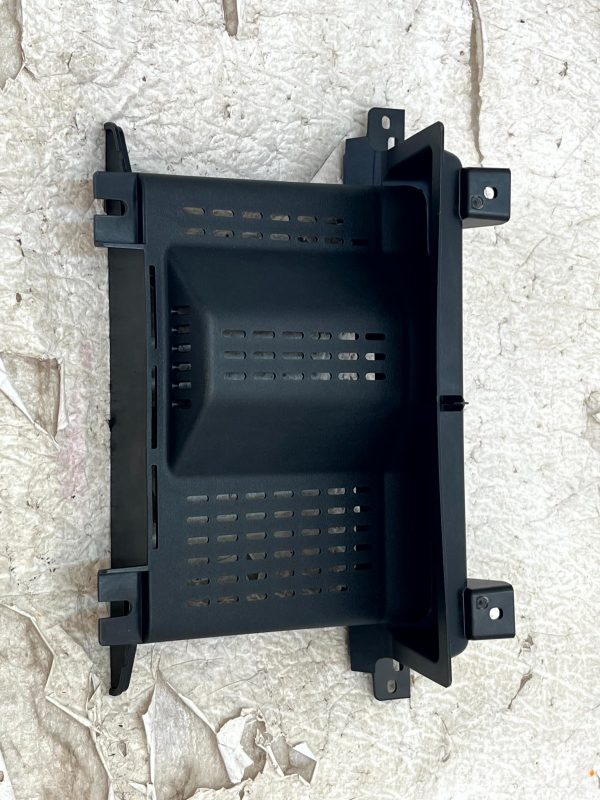 Land Rover Defender L663 Dash Screen Mounting Bracket 20 ON L8B2047A04AC Genuine 178504938918 7