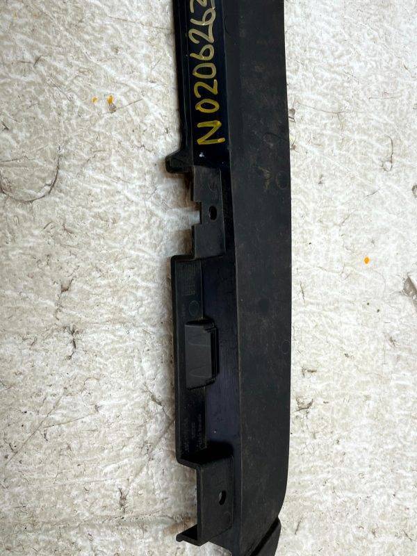 Land Rover Defender L663 Front Bumper Right Trim 2020 ON L8B2 17F017 A Genuine 178313281938 7