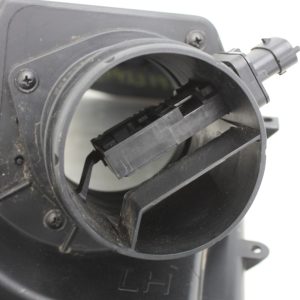 Land Rover Discovery 5 Left Air Filter Box Cover G4D3-12B579-AA 9G92-15K859-EA - Image 9