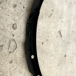 Land Rover Discovery 5 Rear left Wheel Arch Trim 2017 ON HY32-290E23-AC Genuine - Image 13