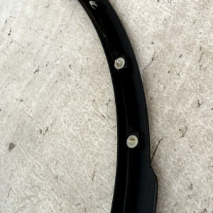 Land Rover Discovery 5 Rear left Wheel Arch Trim 2017 ON HY32-290E23-AC Genuine - Image 14