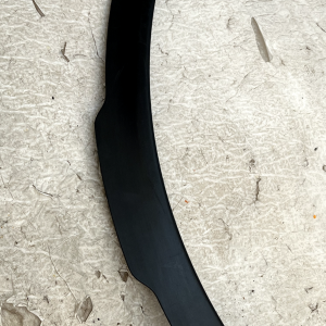 Land Rover Discovery 5 Rear left Wheel Arch Trim 2017 ON HY32-290E23-AC Genuine - Image 5