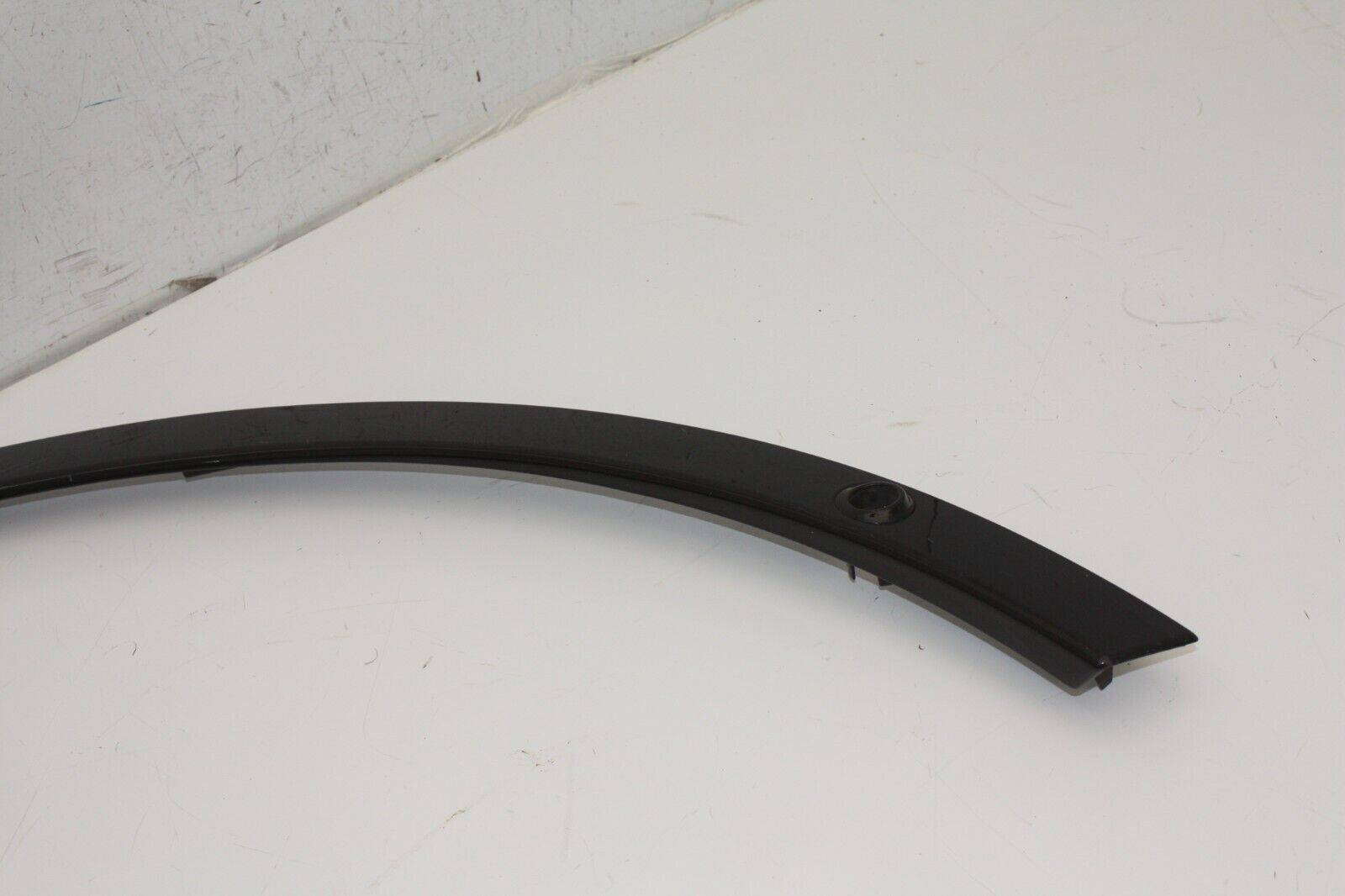 Land-Rover-Discovery-L462-Front-Right-Wheel-Arch-2017-ON-HY3M-16A074-AC-Genuine-176633223418-7