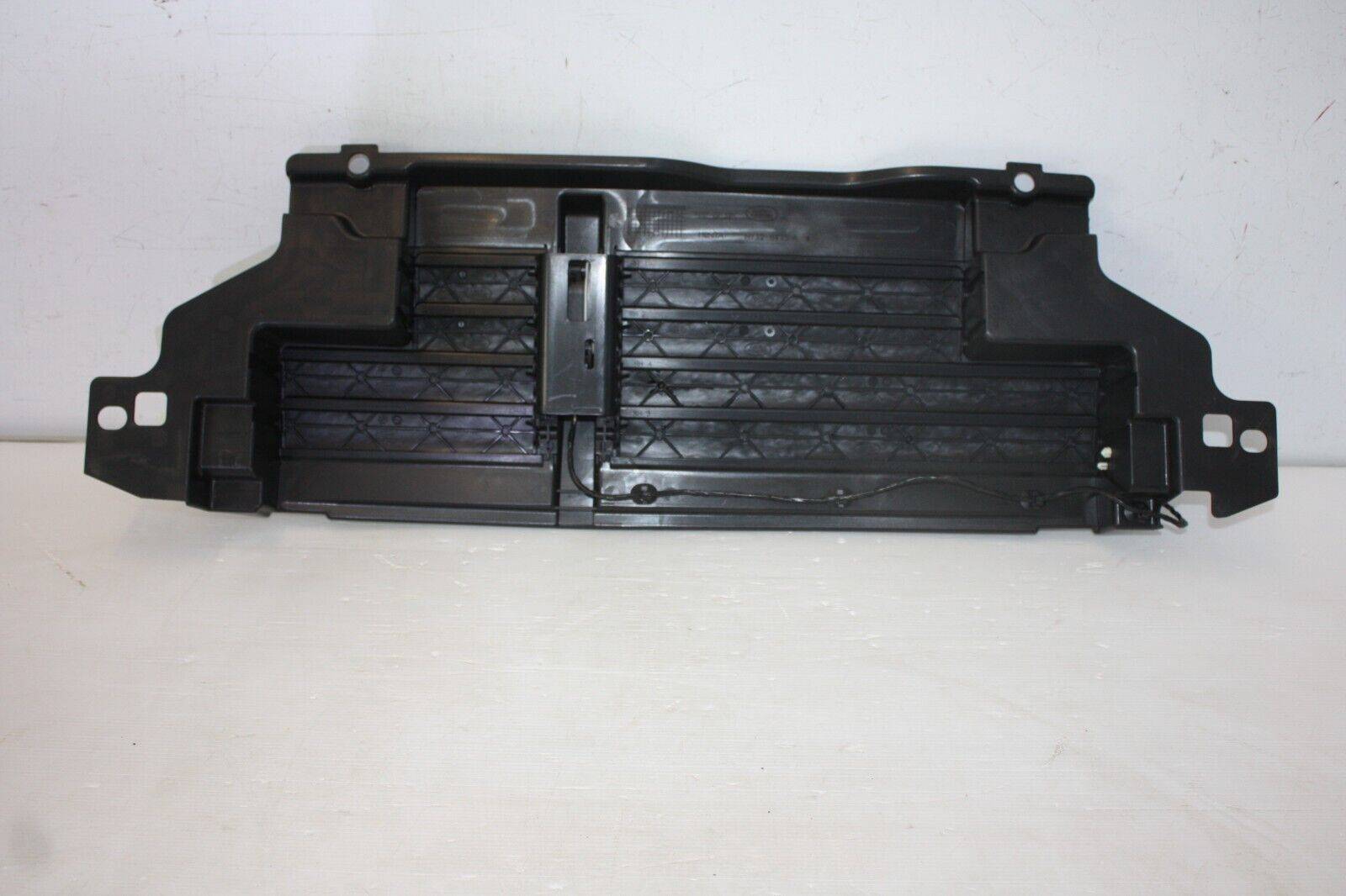 Land-Rover-Discovery-L462-Radiator-Shutter-2017-ON-HY32-8475-A-Genuine-175522220398