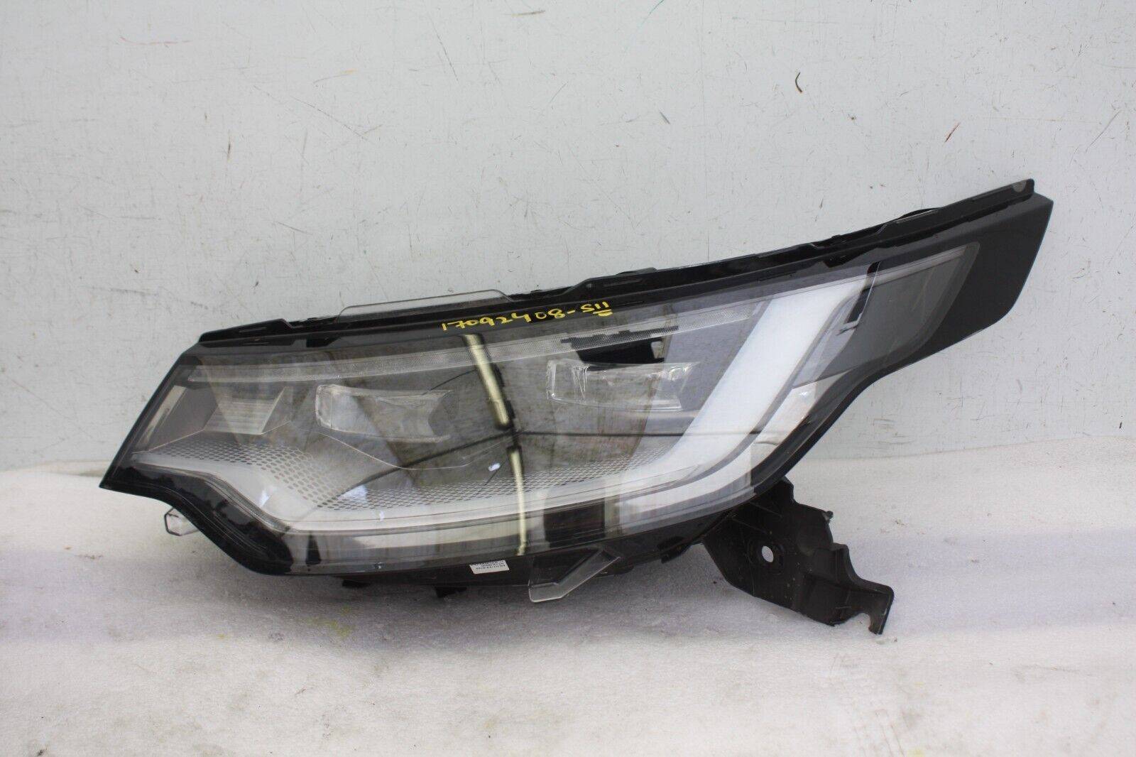 Land Rover Discovery Left Side LED Headlight 2021 ON MY42 13W030 GB DAMAGED 176581762558