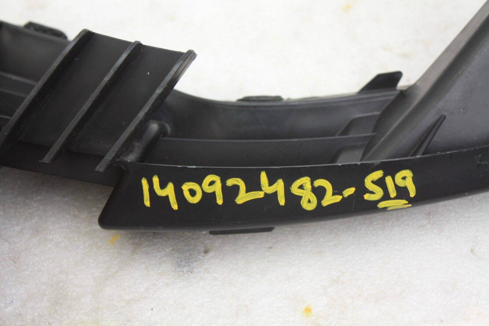 Land-Rover-Discovery-Sport-Front-Bumper-Right-Bracket-FK72-17E762-BA-Genuine-176577442448-4