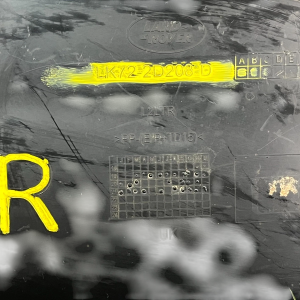 Land Rover Discovery Sport L550 Front Bumper Right Bracket 2019 ONWARDS Genuine - Image 5