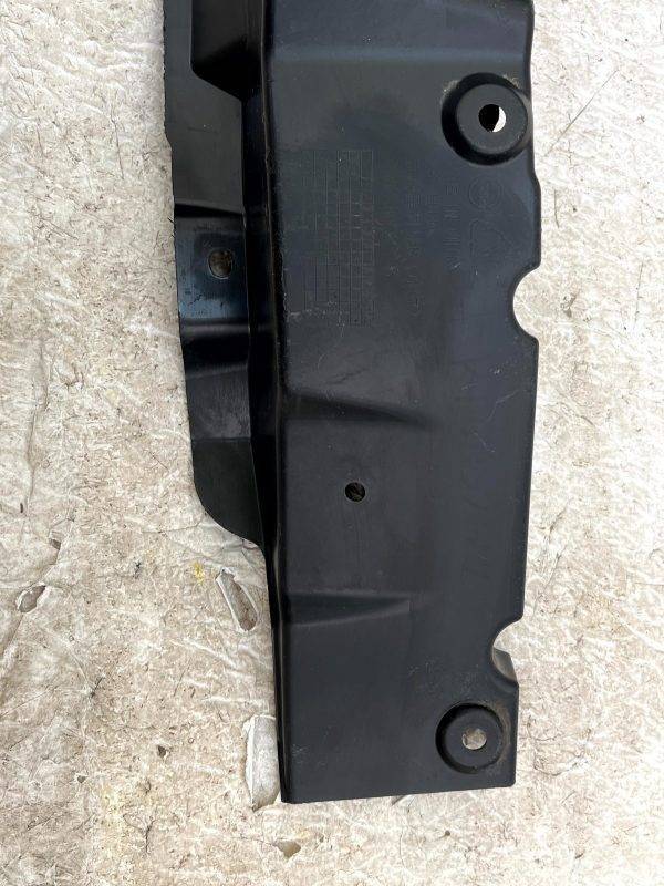 Maxus Deliver 9 Front Right Wheel Housing Liner 2020 TO 2024 C00076597 Genuine 178510567818 4