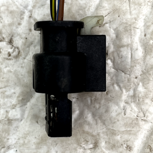 Mercedes C-Class W205 PDC Sensor Wiring Loom Plug Connector A0225452426 Genuine - Image 4