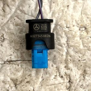 Mercedes C-Class W205 Wiring Loom Harness Plug Connector A0275458826 Genuine - Image 3
