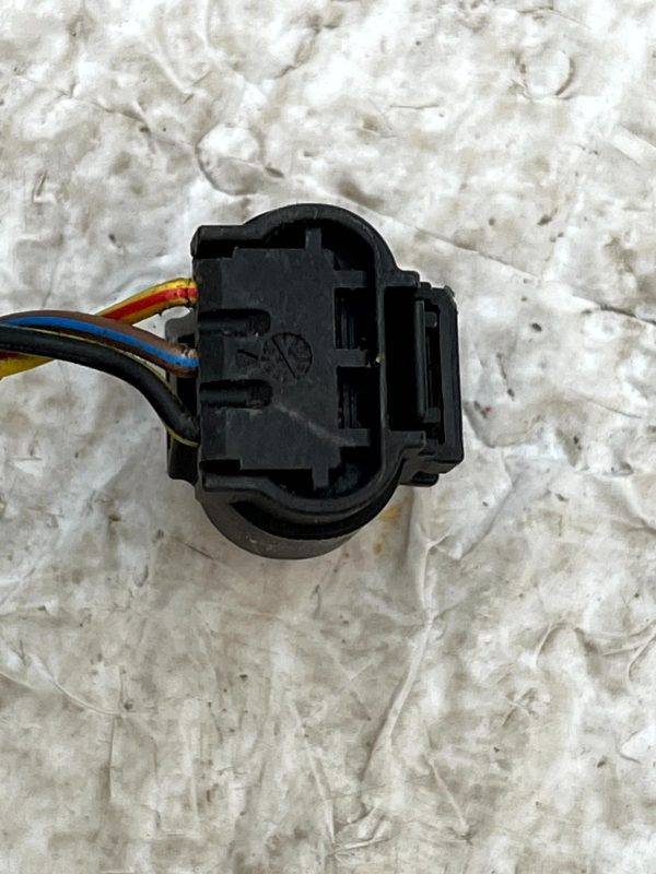 Mercedes C E S Class PDC Sensor Wire Harness Plug Connector A0005450329 Genuine 5 Mercedes C E S Class PDC Sensor Wire Harness Plug Connector A0005450329 Genuine 178431901608 6