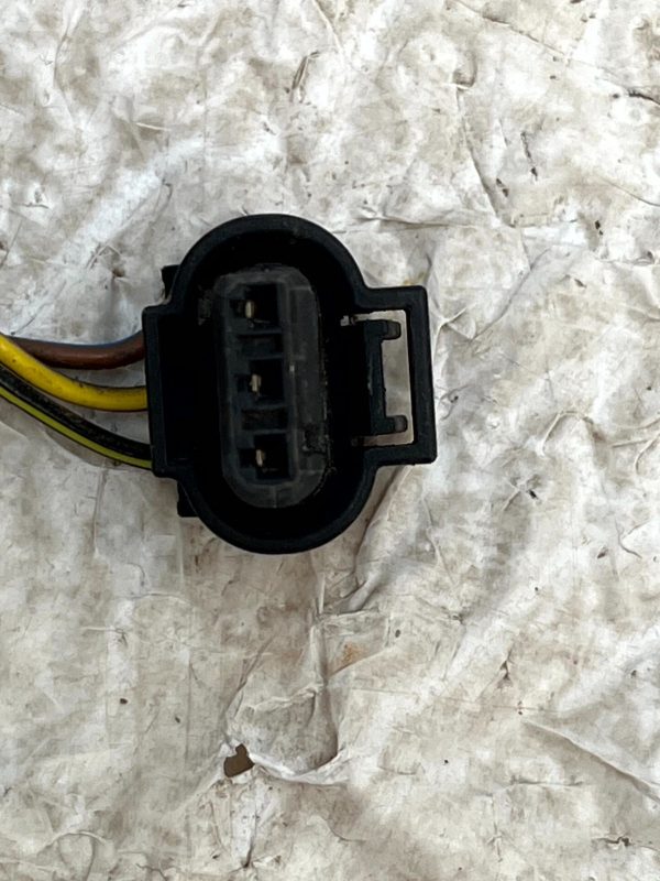Mercedes C E S Class PDC Sensor Wire Harness Plug Connector A0005450329 Genuine 6 Mercedes C E S Class PDC Sensor Wire Harness Plug Connector A0005450329 Genuine 178447723308 7