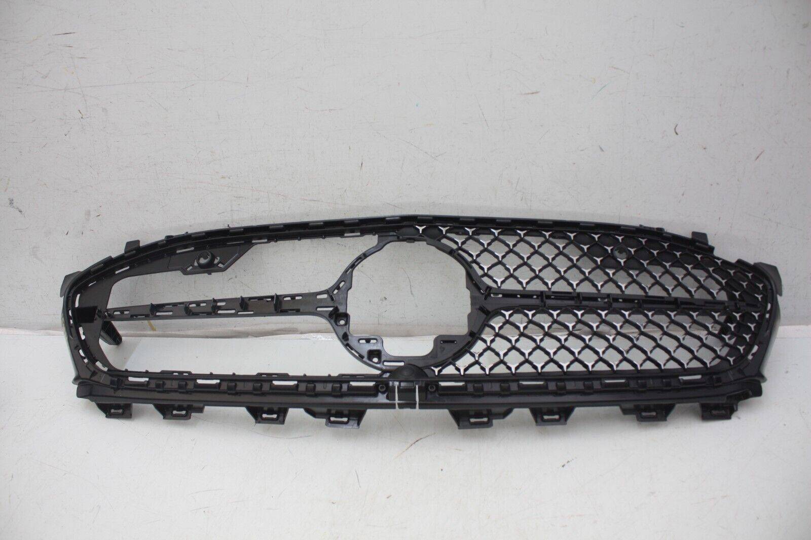 Mercedes CLA C118 Front Bumper Grill A1188883800 Genuine 176635119498