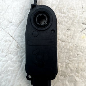 Mercedes CLA C118 X118 W177 HVAC Air Intake Actuator Motor 5878R1000 Genuine - Image 4