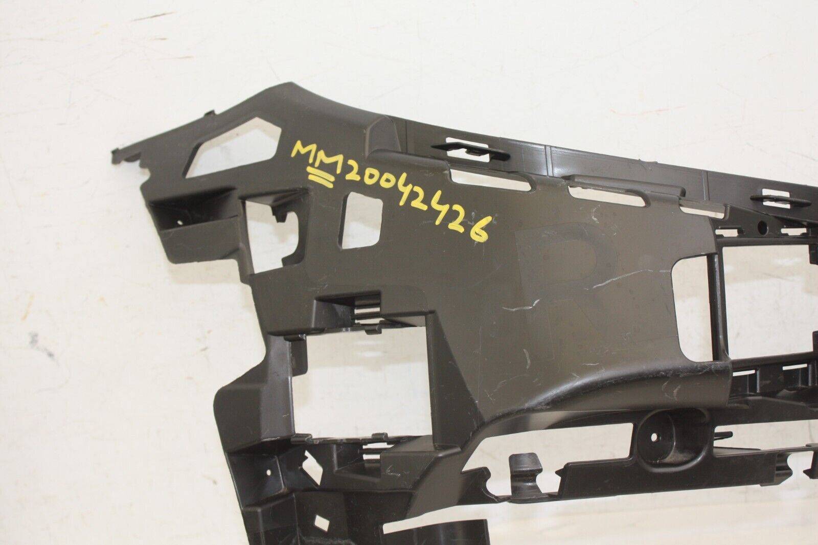 Mercedes-E-Class-W213-AMG-Front-Right-Bracket-2016-TO-2020-A2138852400-Genuine-176343643128-3