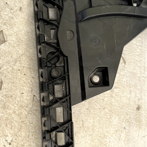 Mercedes E Class W213 Rear Bumper Right Bracket 2016 TO 2020 A2138850263 Genuine - Image 4