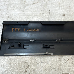 Mercedes GLB X247 Front Right Lower Door Moulding Trim 20 ON A2477274601 Genuine - Image 8
