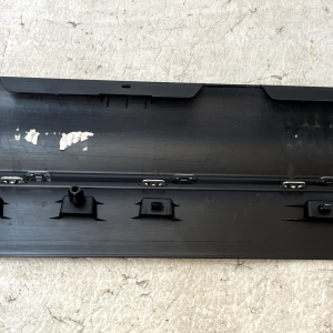 Mercedes GLB X247 Front Right Lower Door Moulding Trim 20 ON A2477274601 Genuine - Image 10