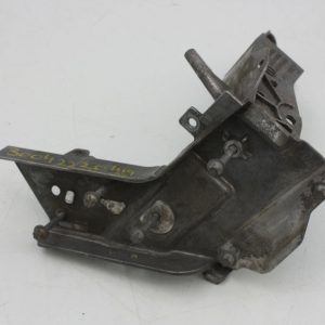 Mercedes GLC W253 Front Right Side Radiator Support Bracket A2536210700 Genuine - Image 5