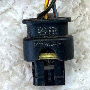 Mercedes GLE W166 PDC Parking Sensor Loom Plug Connector A0225452426 Genuine - Image 8