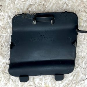 Mercedes Sprinter A910 Front Bumper Tow Hook Cover 2018 ON A9108850600 Genuine - Image 7