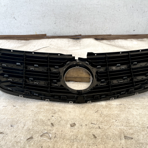 Mercedes V Class W447 Front Bumper Radiator Grille 2015-2020 A4478802001 Genuine - Image 8