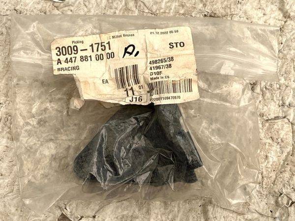 Mercedes Vito W447 Front Bumper Fender Foam Support A4478810000 Genuine 9 Mercedes Vito W447 Front Bumper Fender Foam Support A4478810000 Genuine 178556541248 10